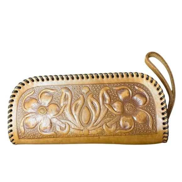 VTG Hand Tooled Leather Floral Wristlet purse wallet zip crafted 90s 80s retro - Picture 1 of 3